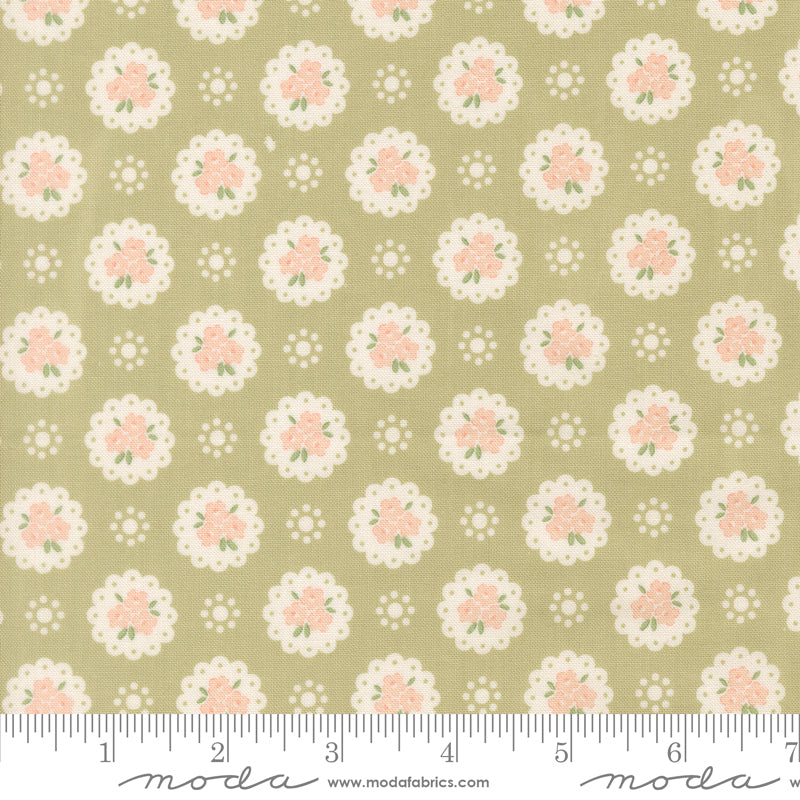 PREORDER || Handmade Sweetness - Doily Small Floral Pear