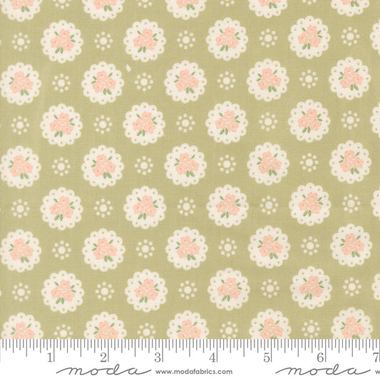 PREORDER || Handmade Sweetness - Doily Small Floral Pear