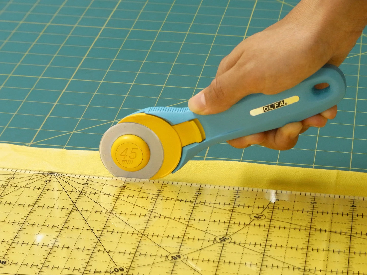 Olfa - Splash Rotary Cutter 45mm - Aqua