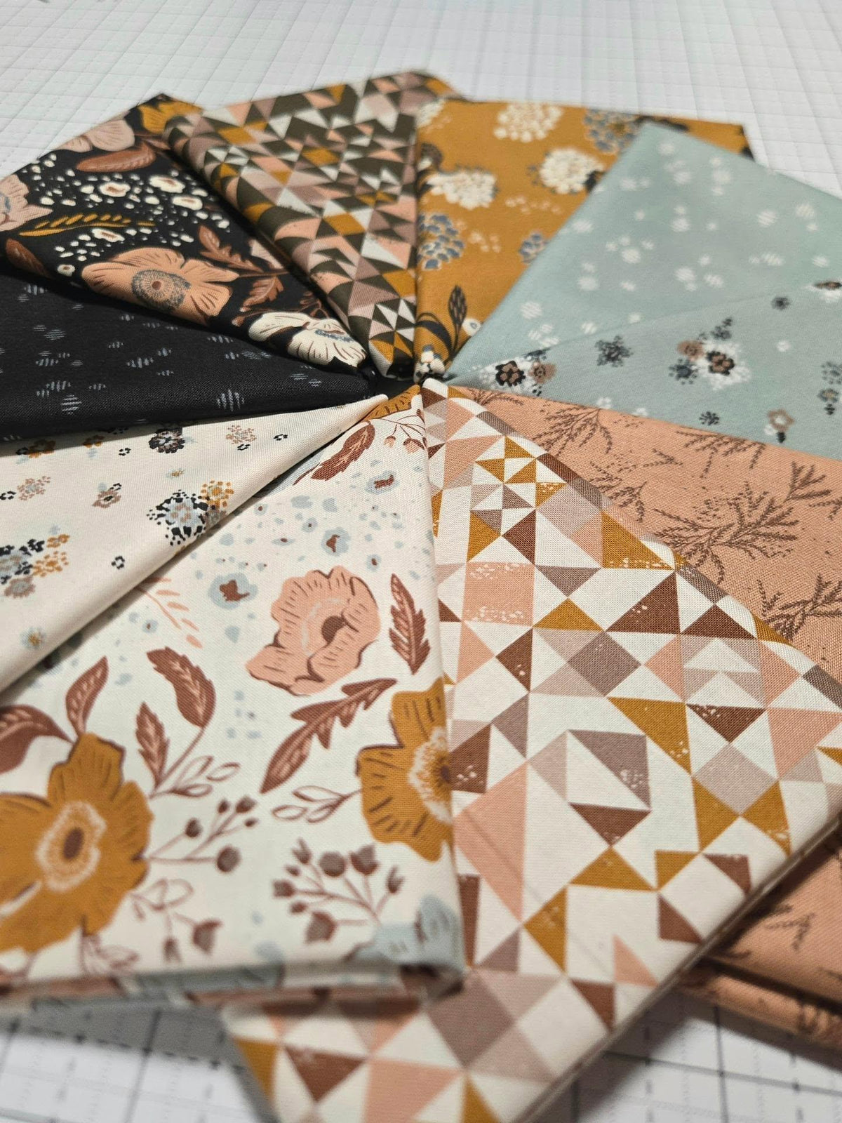 Wellspring - Fat Quarter Bundle (10)
