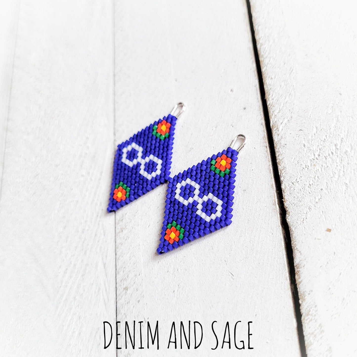 Metis earrings